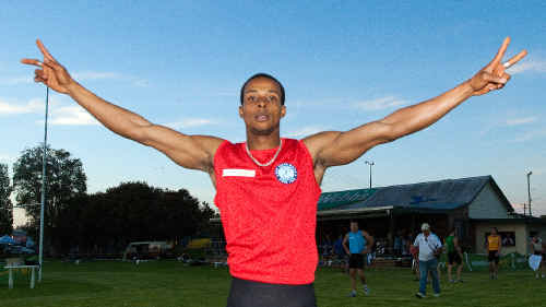 Former Commonwealth Games athlete Bangalie Keita celebrates after winning the Macksville Gift. Former Commonwealth Games athlete Bangalie Keita celebrates after winning the Macksville Gift.